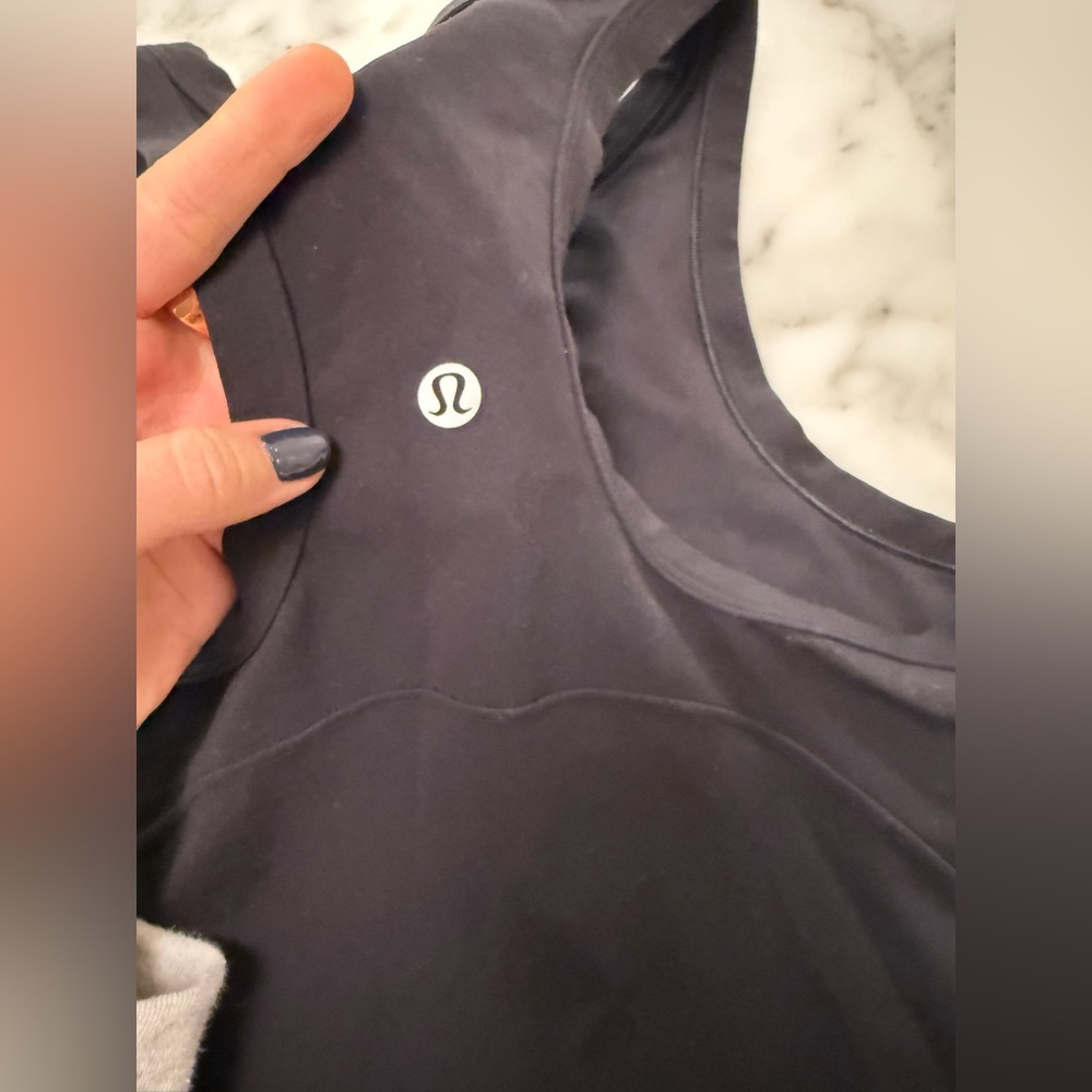 Lululemon Tank - Picture 5 of 8